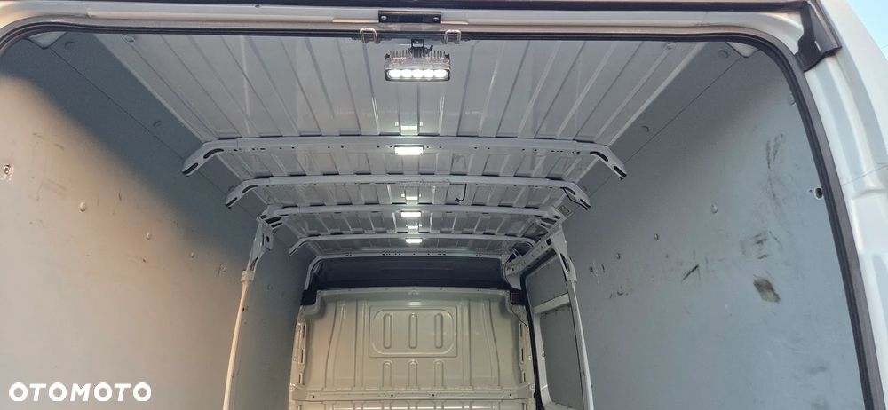 Peugeot BOXER - 13