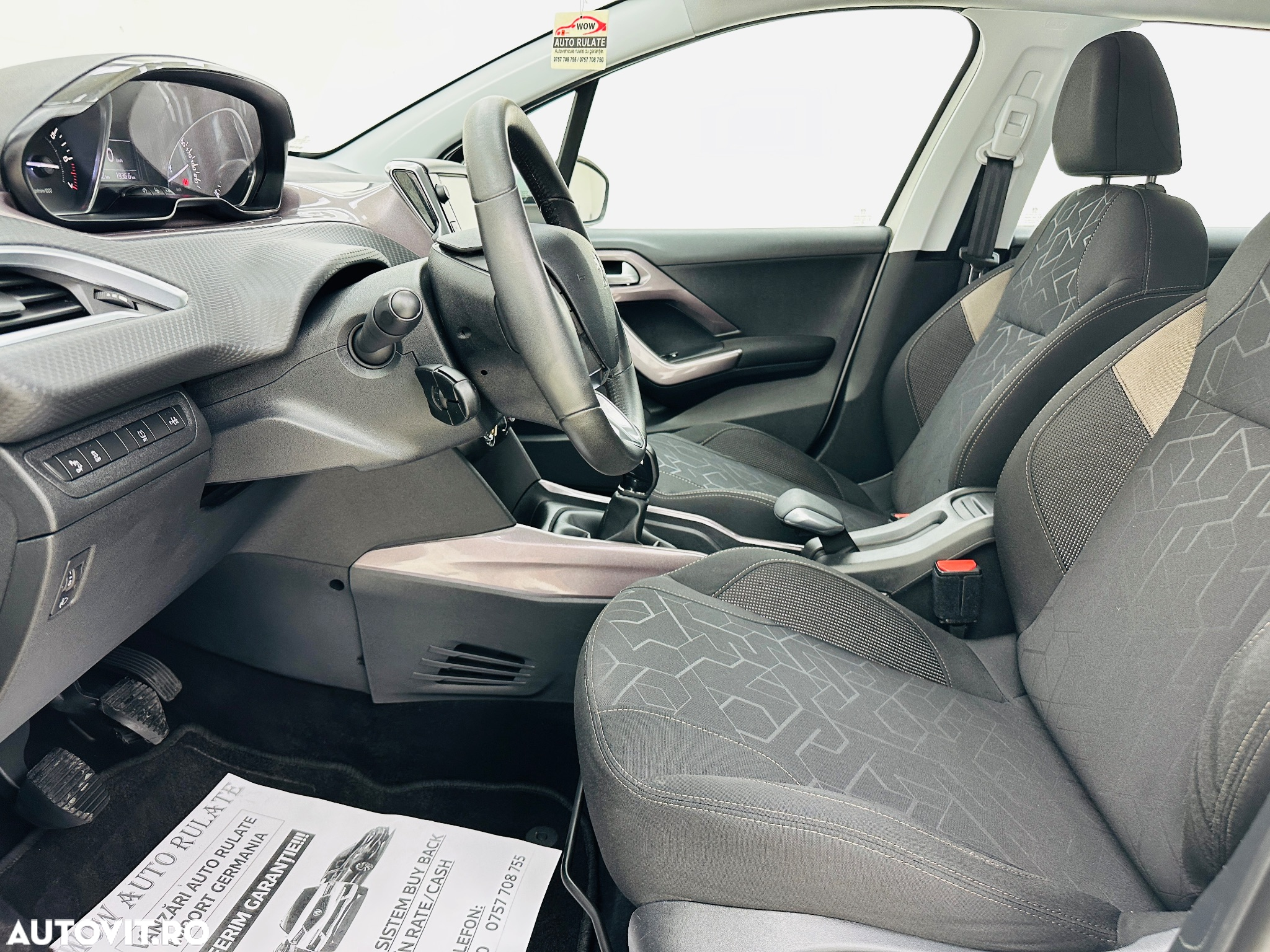 Peugeot 2008 1.2 VTi Active - 13
