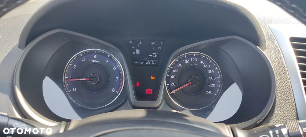 Hyundai ix20 1.4 blue Comfort - 13