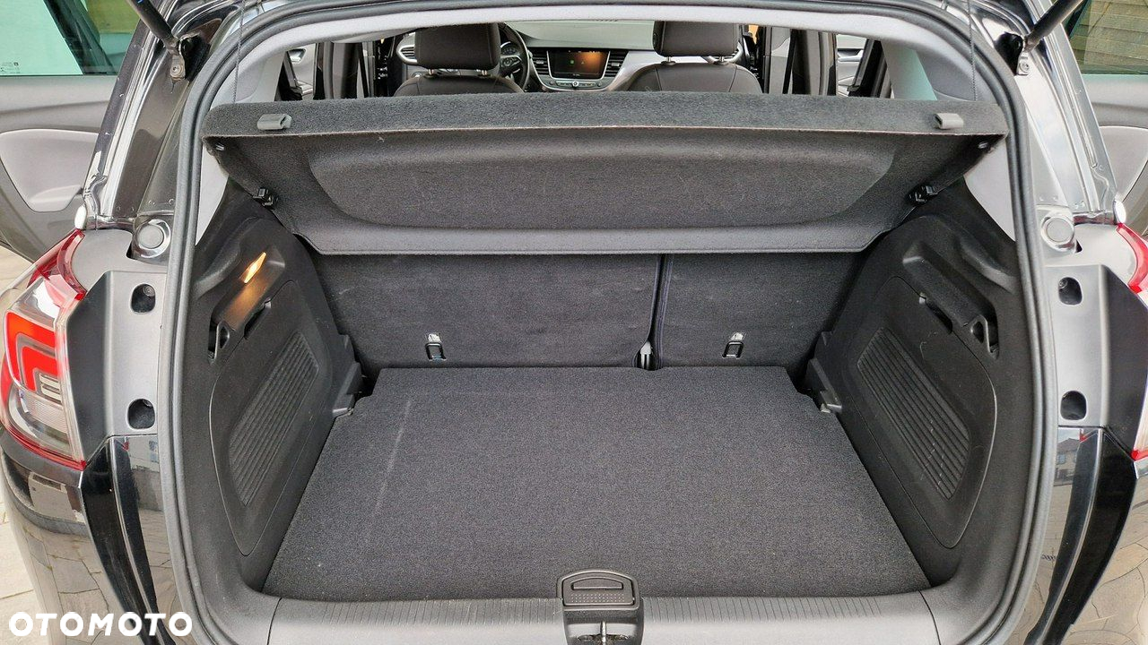 Opel Crossland X - 11