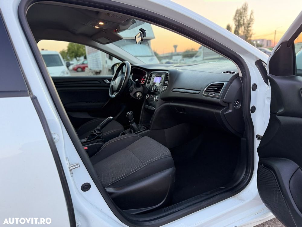 Renault Megane TCE 114 GPF Life - 2