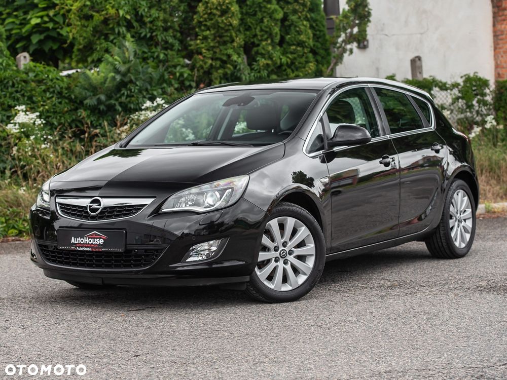 Opel Astra 1.6 Turbo Cosmo - 5