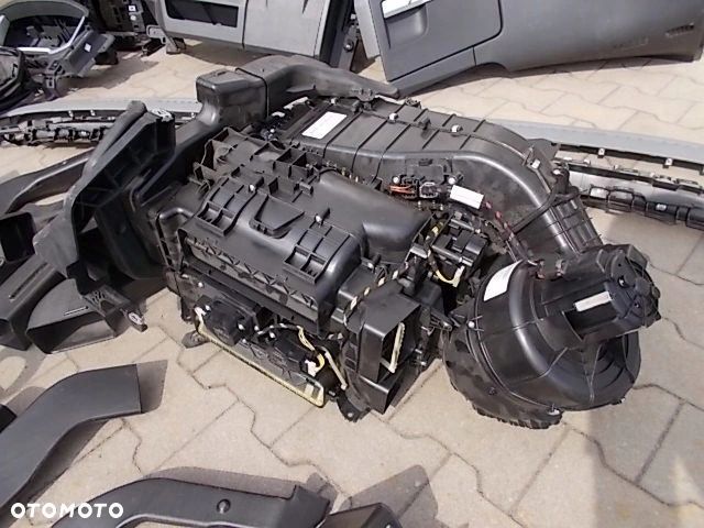 RENAULT GAMA T RANGE KOKPIT PRZEKŁADKA Z ANGLIKA - 9