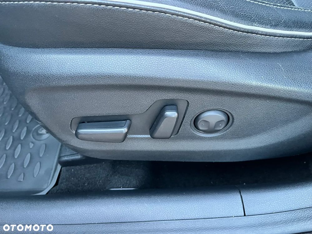 Kia Sportage 2.0 CRDI L 2WD - 22