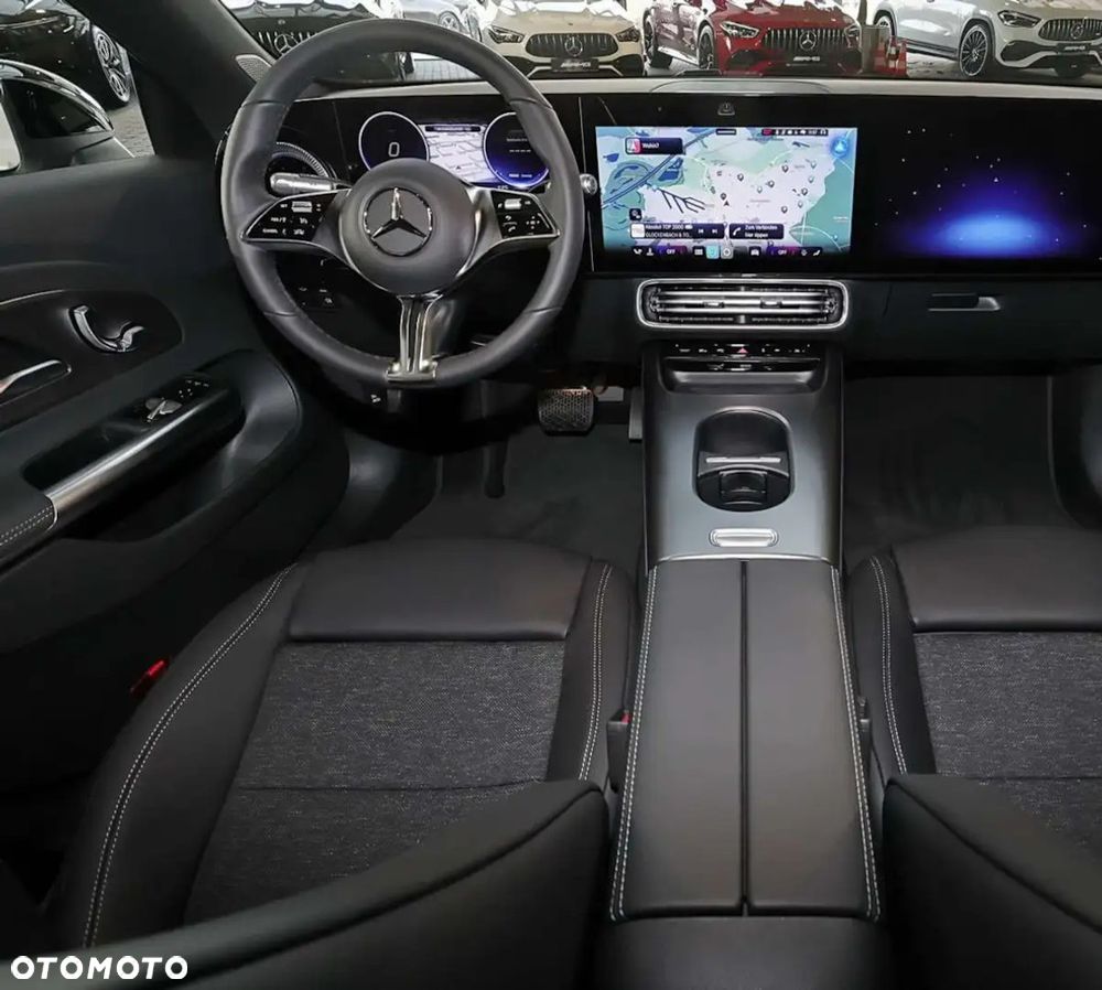 Mercedes-Benz CLA 200 Progressive 7G-DCT - 5