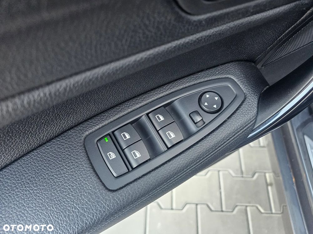 BMW Seria 1 120d Sport-Aut Urban Line - 20