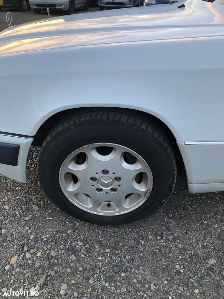 Mercedes-Benz W124 - 19