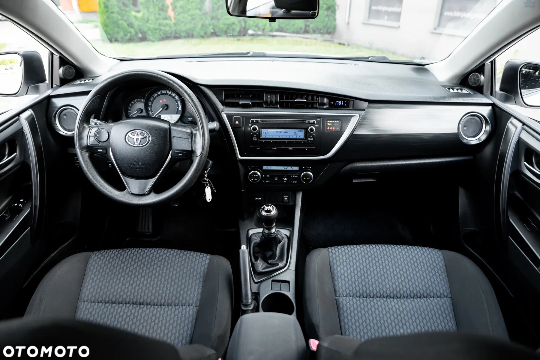 Toyota Auris 1.33 Dual-VVT-i Comfort - 27