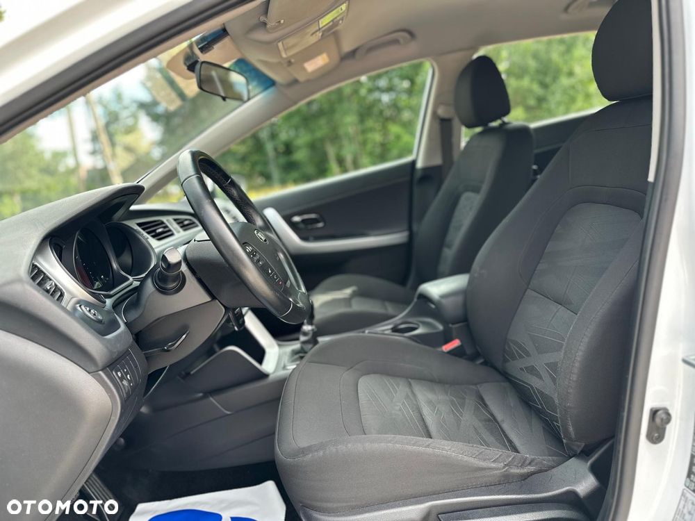 Kia Ceed 1.6 GDI Business Line - 10