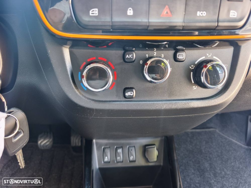 Dacia Spring Comfort Plus - 14