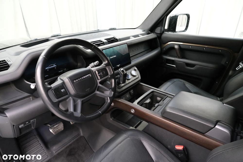 Land Rover Defender 110 D300 X - 5