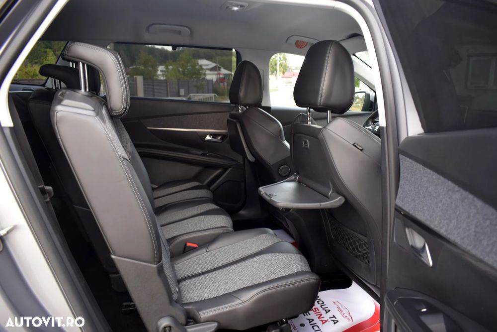 Peugeot 5008 BlueHDI 130 EAT8 Allure - 12