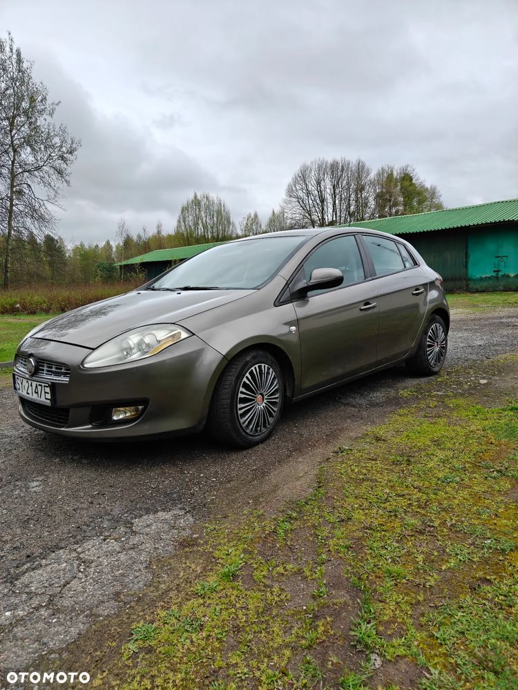 Fiat Bravo 1.9 Multijet Estiva Blue&Me - 1