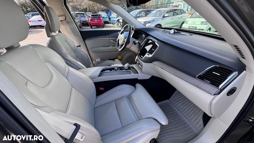 Volvo XC 90 Recharge T8 eAWD Inscription Expression - 16