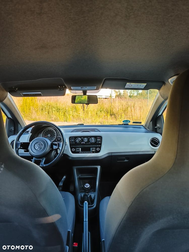 Volkswagen up! 1.0 high - 9