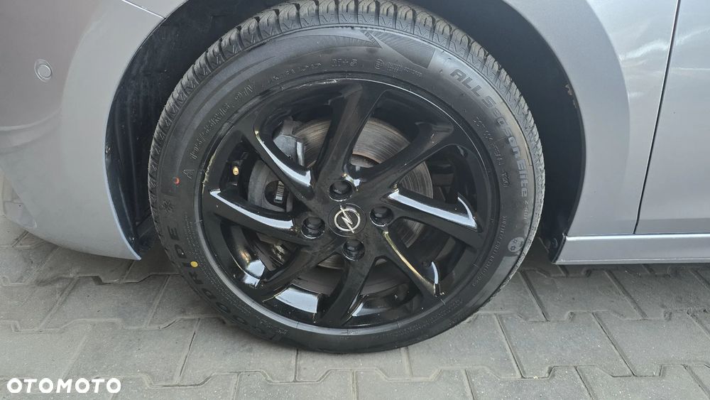 Opel Corsa 1.2 Direct Injection Turbo Start/Stop GS - 11