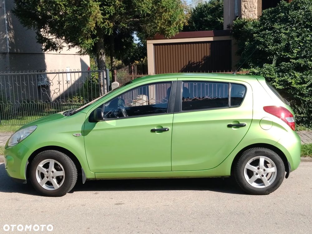 Hyundai i20 1.2 Classic + - 17