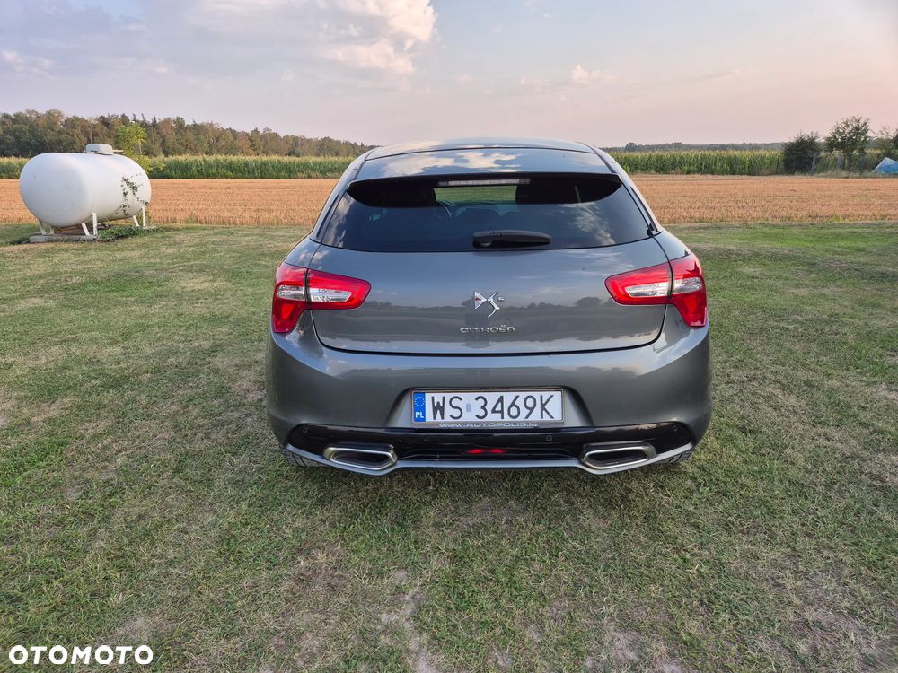 Citroën DS - 5