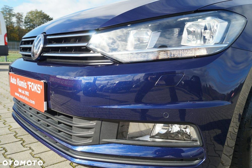 Volkswagen Touran - 3