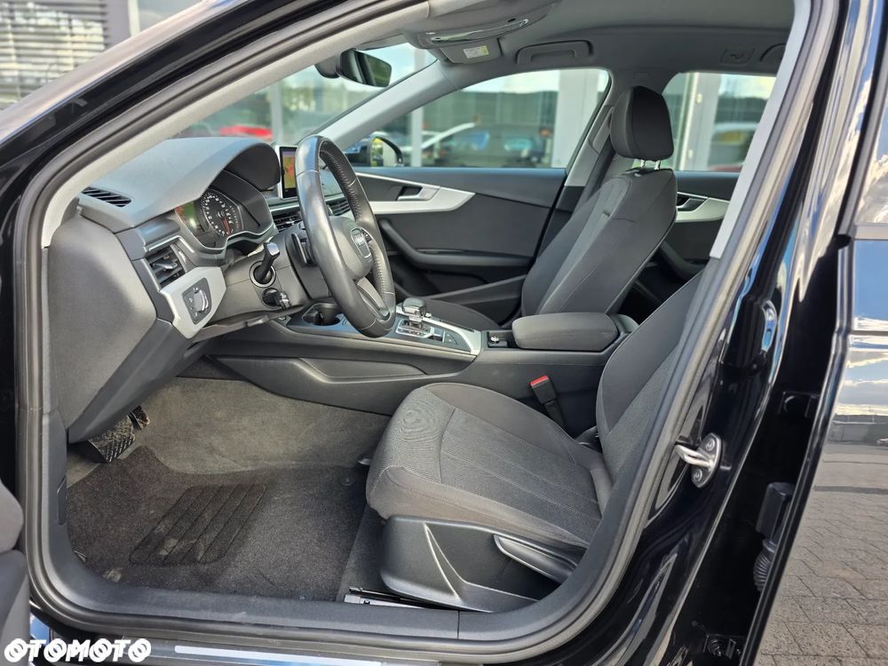 Audi A4 Avant 2.0 TDI Sport S tronic - 26