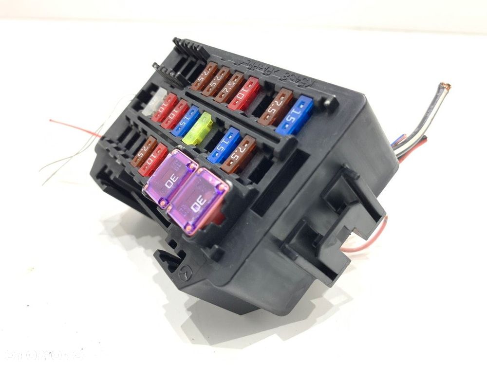 SKRZYNKA BEZPIECZNIKÓW - 45.00 PLN - MAZDA CX-9 (TB) 2006 - 2022 3.7 204 kW [277 KM] benzyna 2007 - - 2