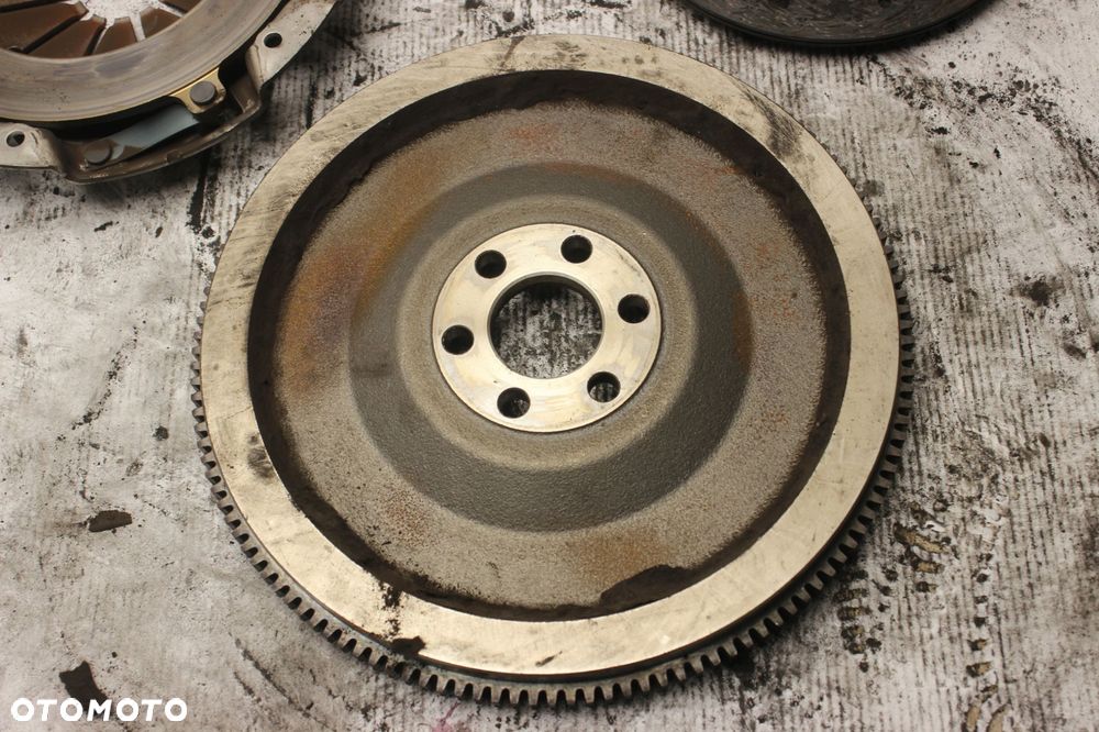 MITSUBISHI LANCER VIII 1.5 B 07R- SPRZĘGŁO TARCZA DOCISK KOMPLET - 8