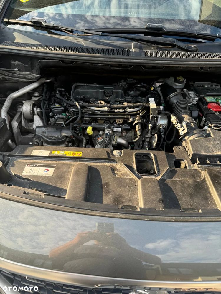 Peugeot 3008 2.0 BlueHDi Allure S&S - 14