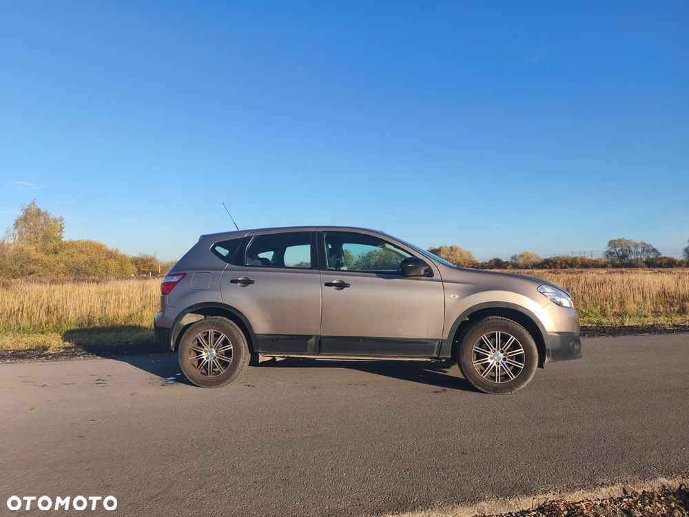 Nissan Qashqai - 4