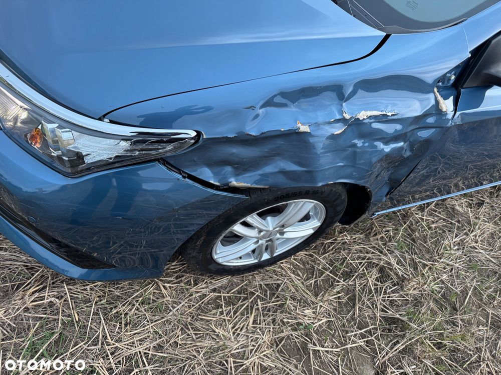 Toyota Auris 1.2 Turbo Edition S+ - 8
