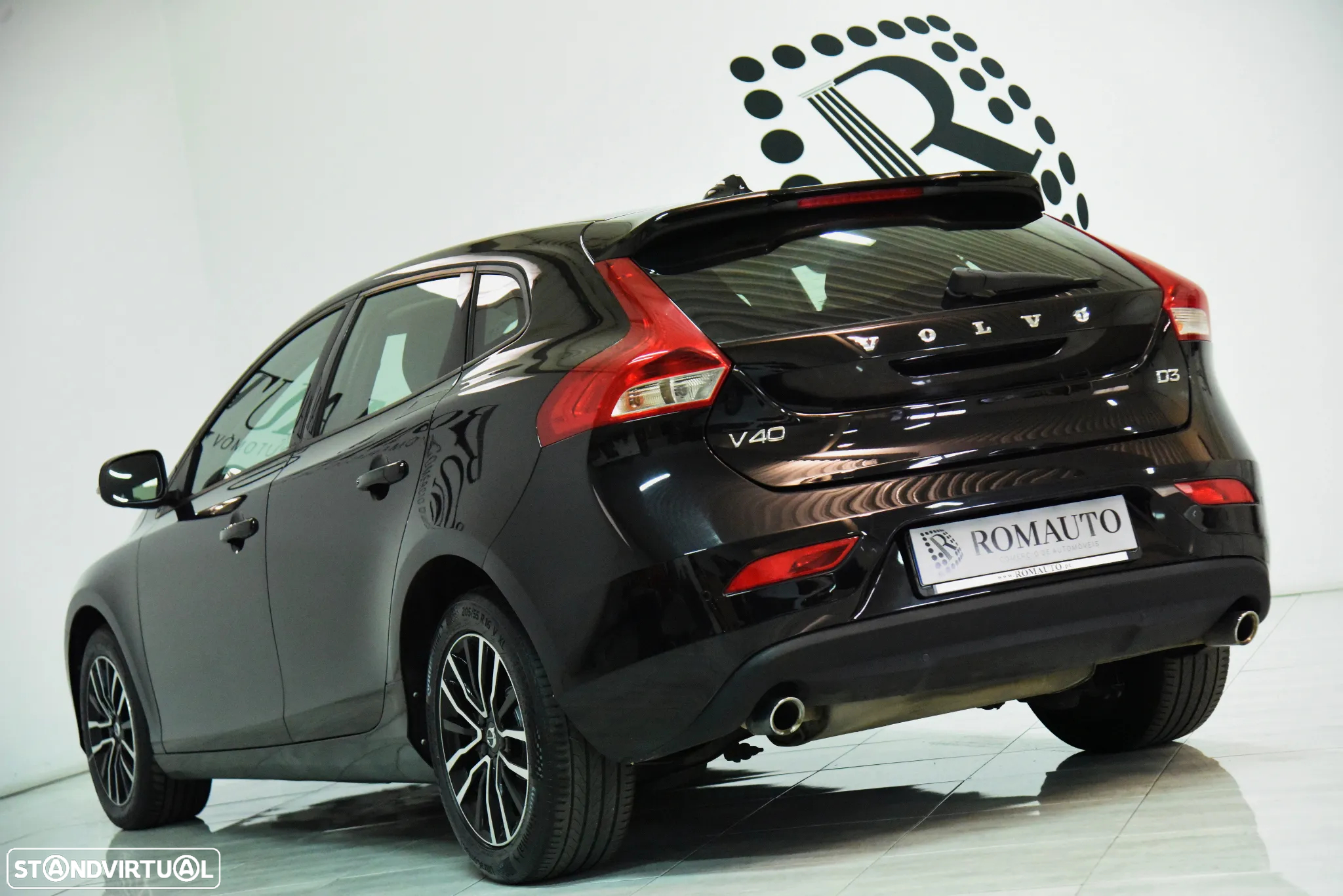 Volvo V40 2.0 D3 Momentum - 9