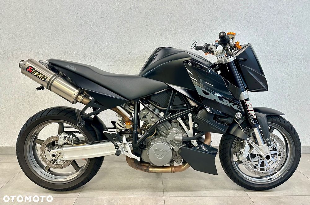 KTM Super Duke - 4
