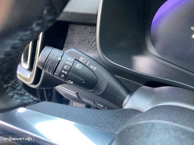 Volvo XC 40 Recharge 69 kWh Single Motor Core - 18