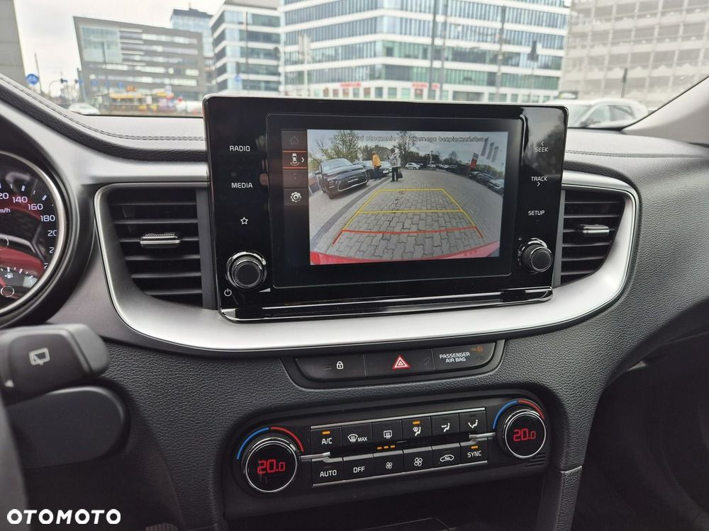 Kia Ceed 1.5 T-GDI M DCT - 30