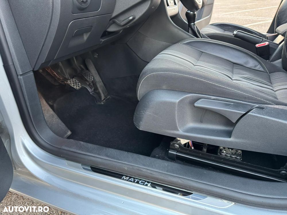 Volkswagen Golf 1.2 TSI MATCH - 16