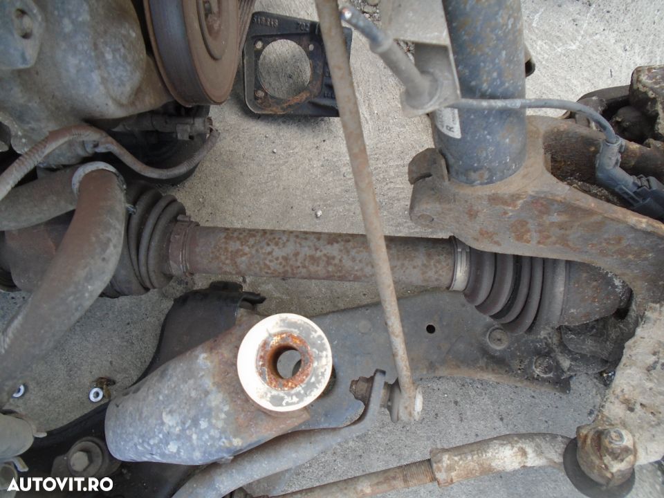 Planetara stanga Ford Focus 2 1.6 TDCI din 2009 - 1