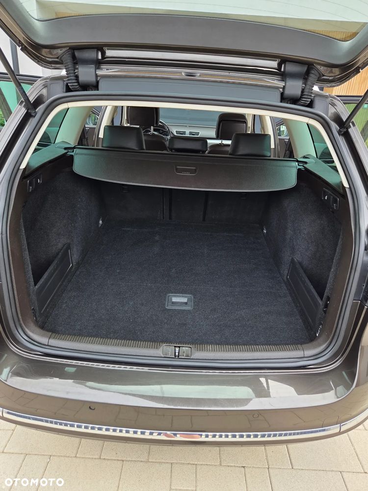 Volkswagen Passat - 22
