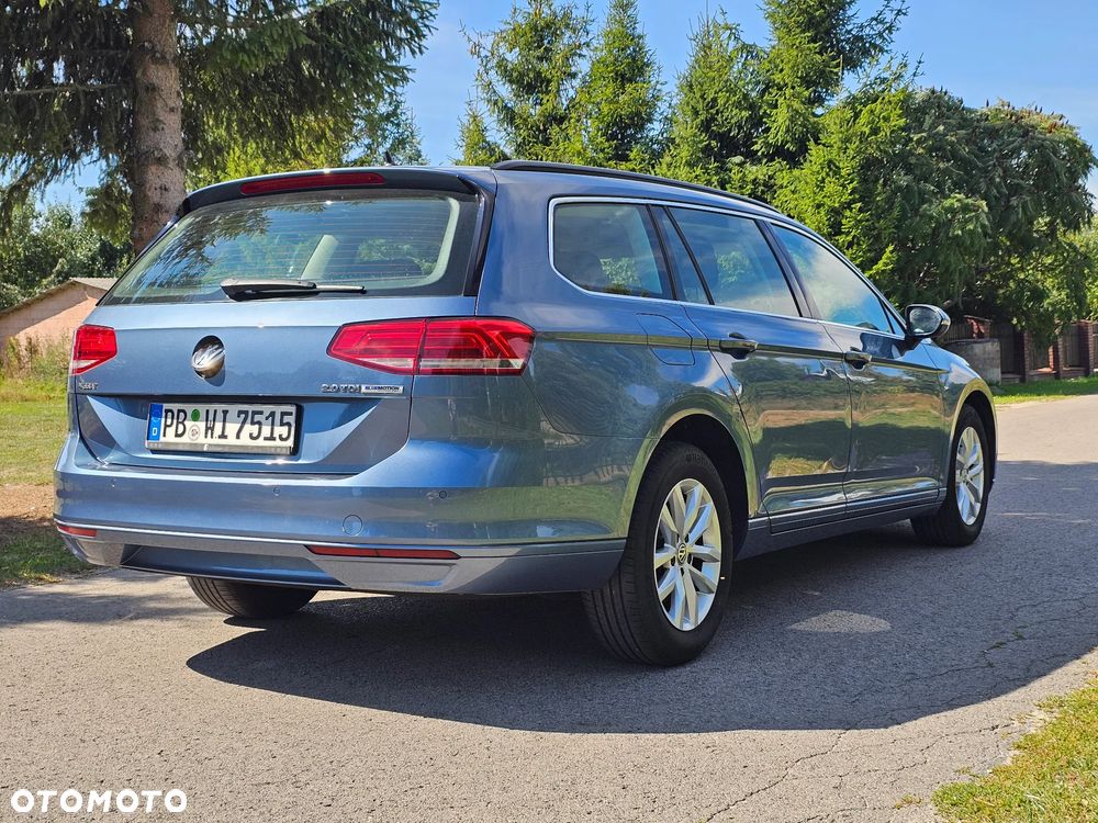 Volkswagen Passat 2.0 TDI (BlueMotion Technology) Trendline - 28