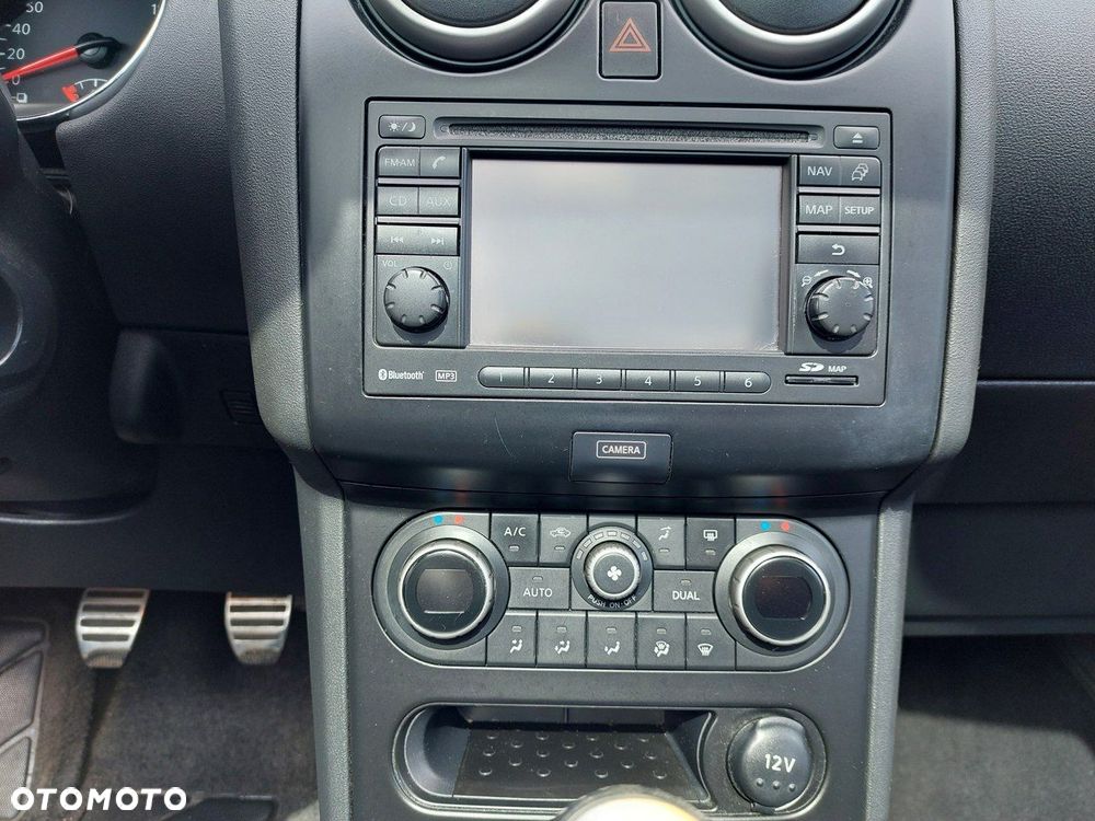 Nissan Qashqai - 11