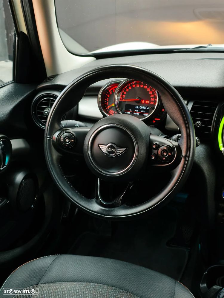 MINI 5 Portas Cooper D - 42