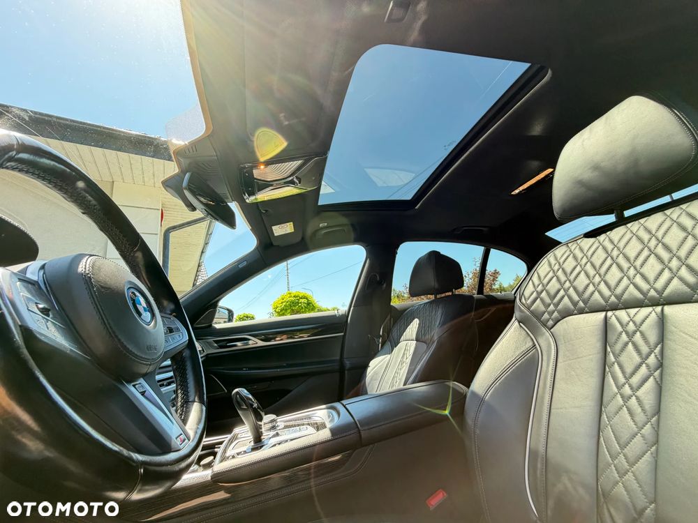 BMW Seria 7 - 15