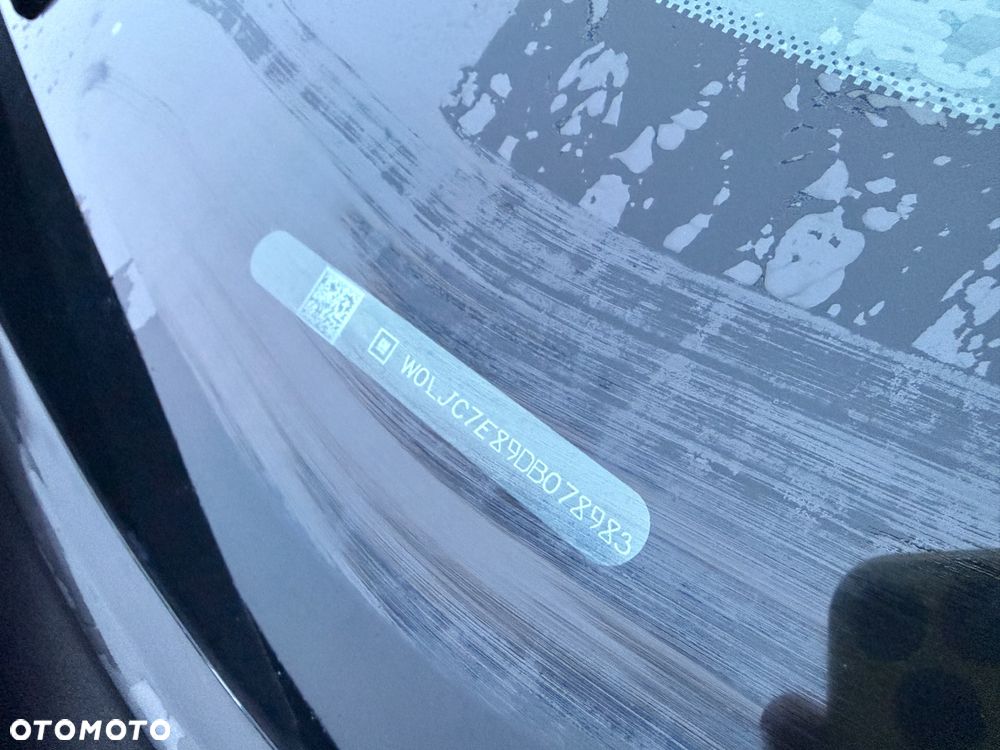 Toyota Avensis 1.8 Sol NAVI - 29