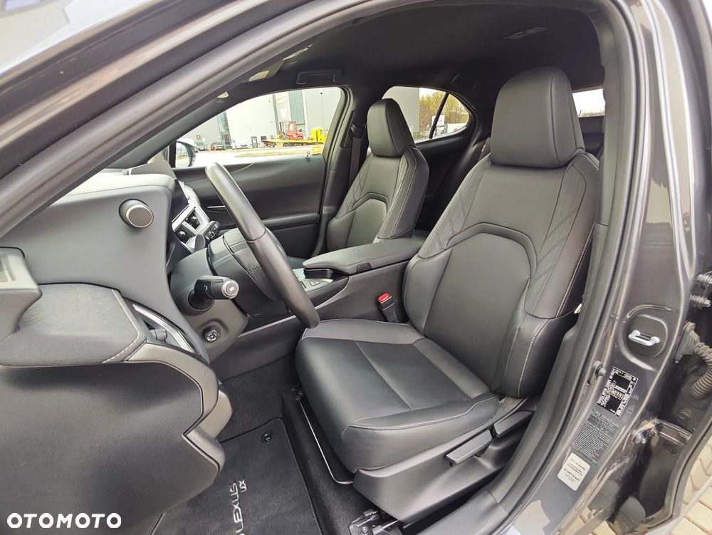 Lexus UX 200 GPF F Sport Design+ 2WD - 11