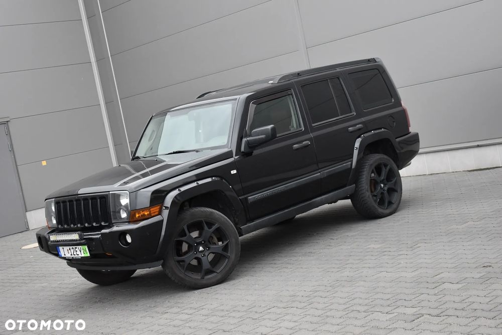 Jeep Commander - 24