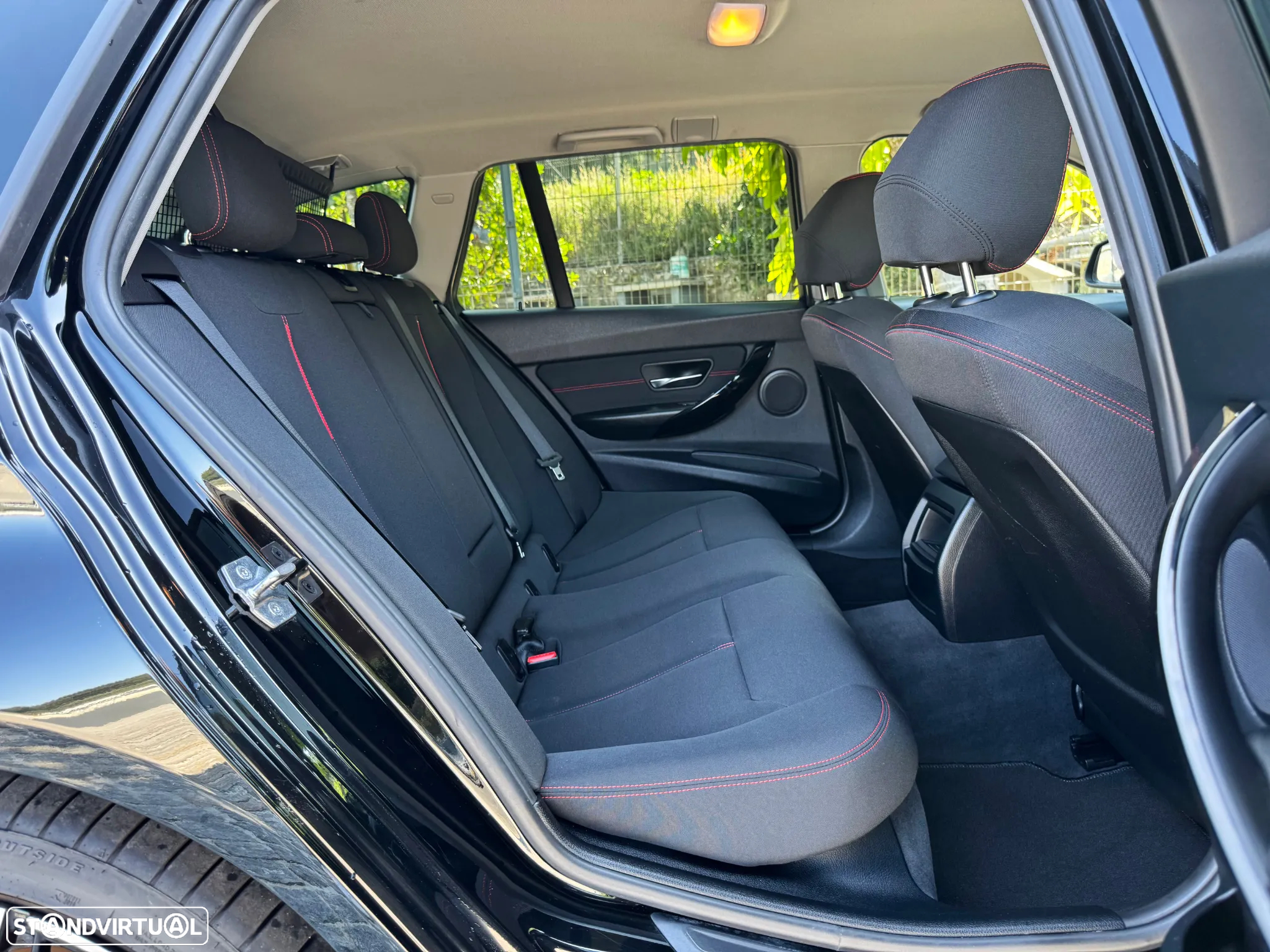 BMW 320 d Touring Sport Line - 35