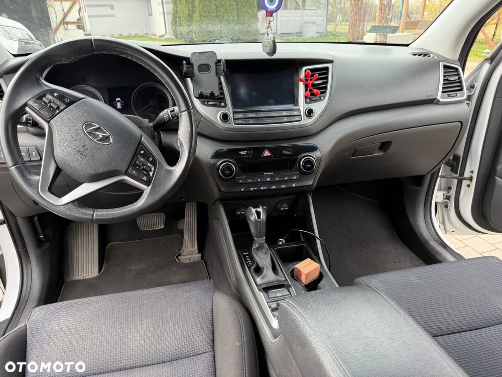 Hyundai Tucson 1.7 CRDI BlueDrive Style 2WD DCT - 9