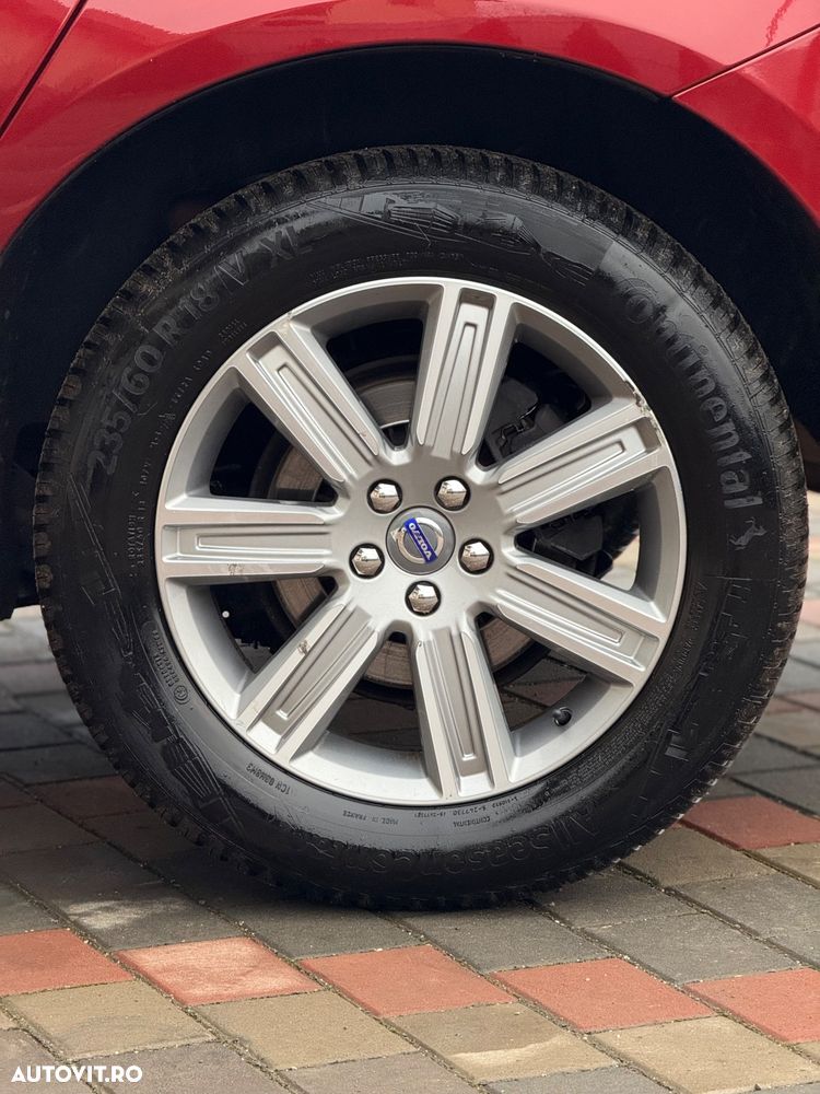 Volvo XC 60 D3 Geartronic Momentum - 33