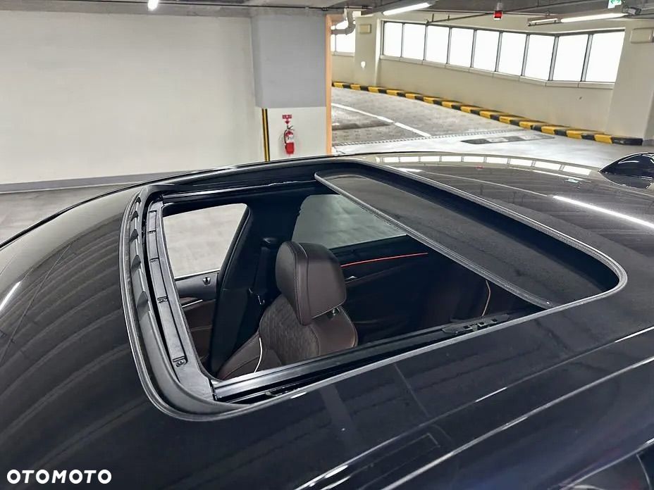 BMW Seria 5 530i xDrive M Sport Edition - 18