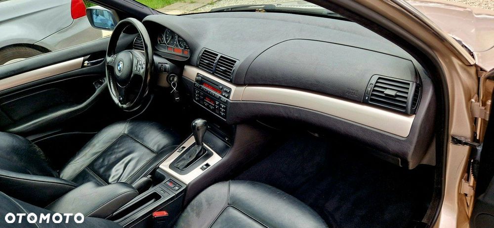 BMW Seria 3 318i Touring Edition Exclusive - 31