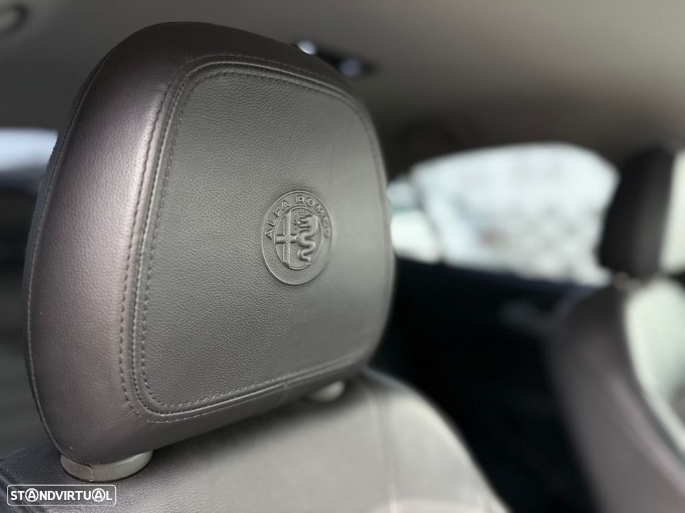 Alfa Romeo Giulia 2.2 D Super AT8 - 49