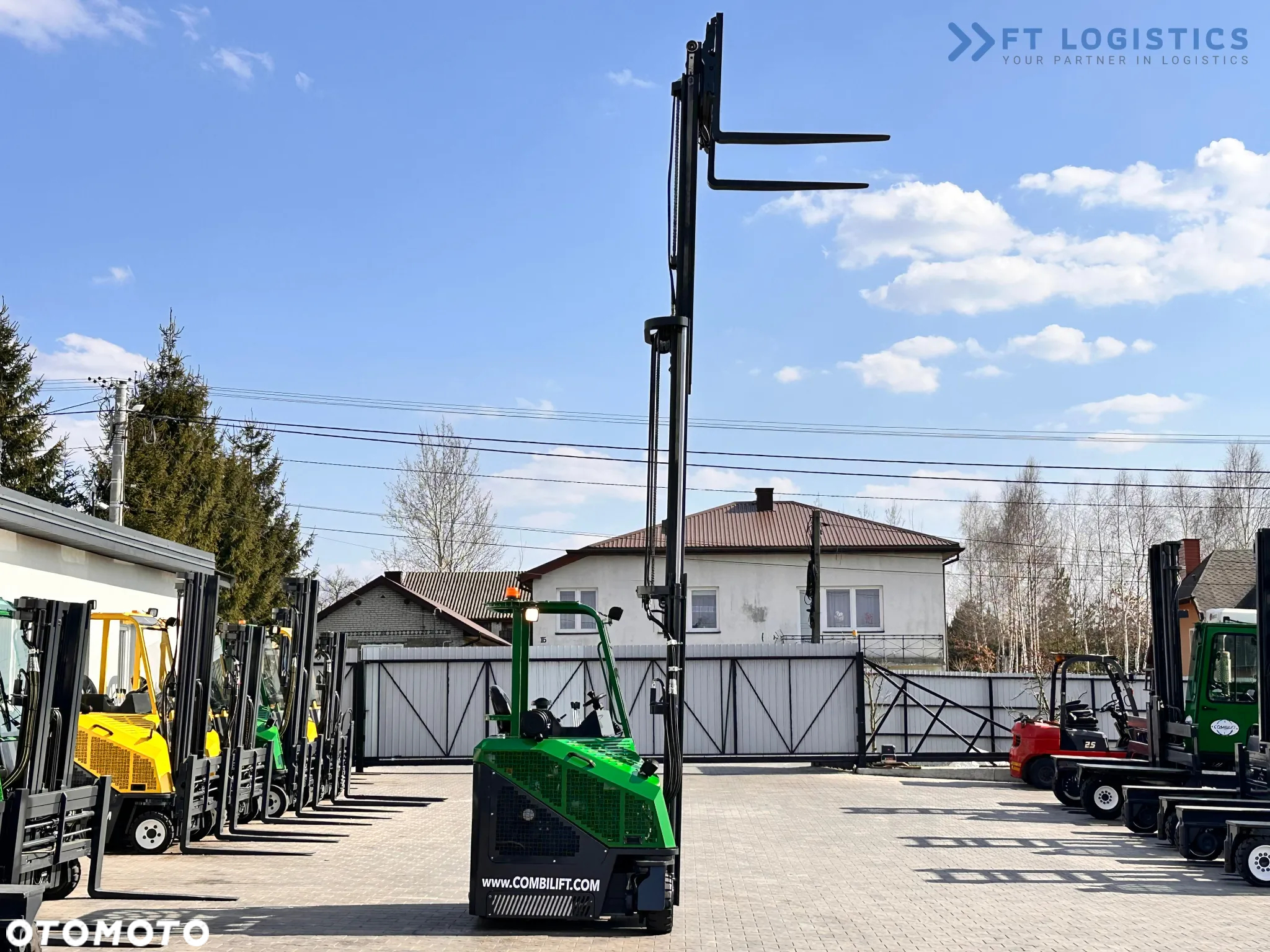 Combilift CB2500 / DIESEL / TRIPLEX / 5500MM / WOLNY SKOK / PRZESUW WIDEŁ / POZYCJONER / JAK NOWY - 27